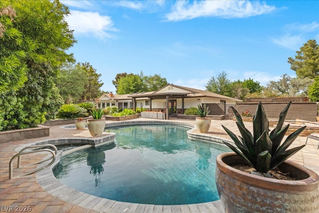 Image of house photo