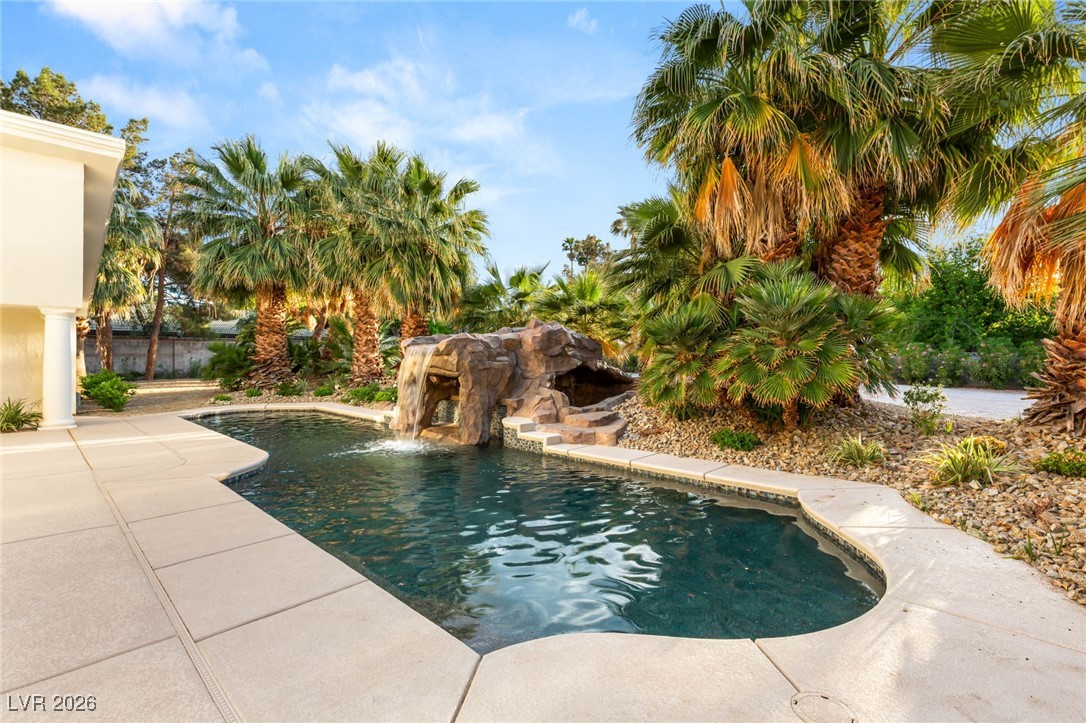 Image of house photo