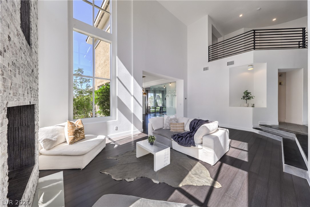 Image of house photo