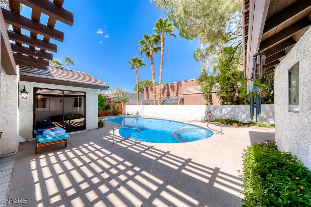 Image of house photo