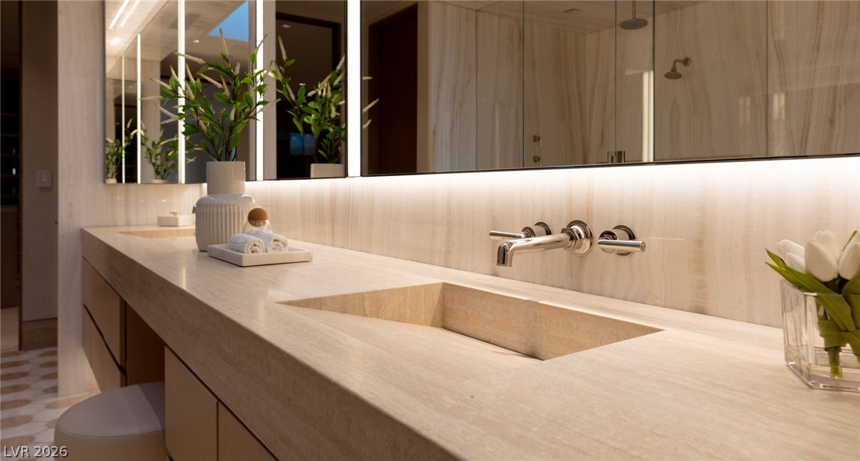 Image of house photo