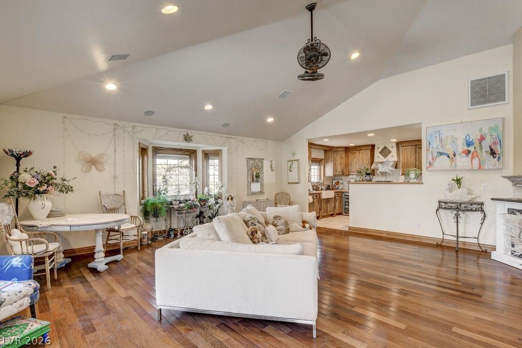 Image of house photo