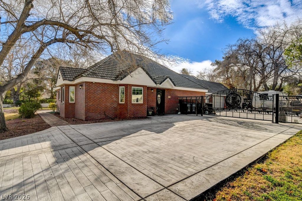 Image of house photo