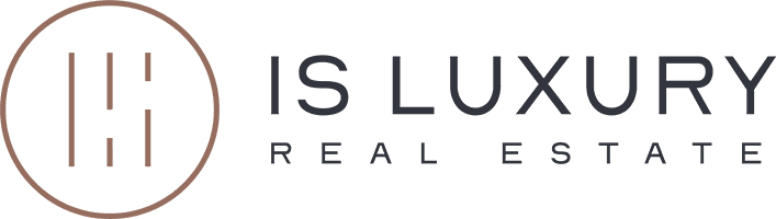 IS Luxury Logo